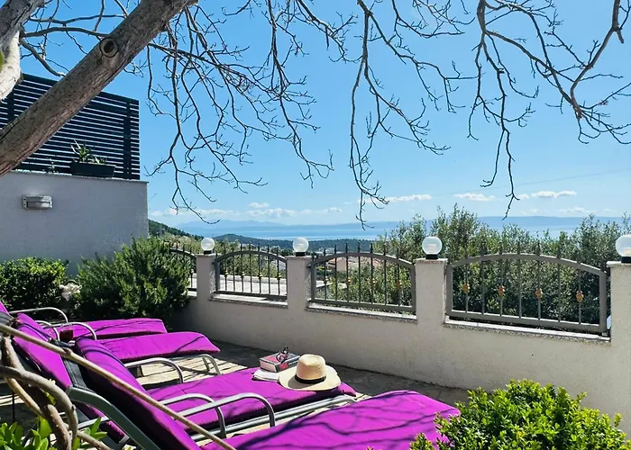 Holiday home Bartul Makarska